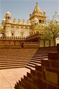 Steps and mausoleum : Jodhpur, India