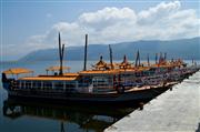 Boats on Dali lake : Dali, China