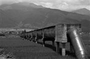 Mountain drain B&W : Dali, China