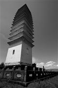 Pagoda at your back B&W : Dali, China