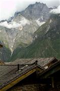 Rooftops #2 : Tiger leaping gorge, China